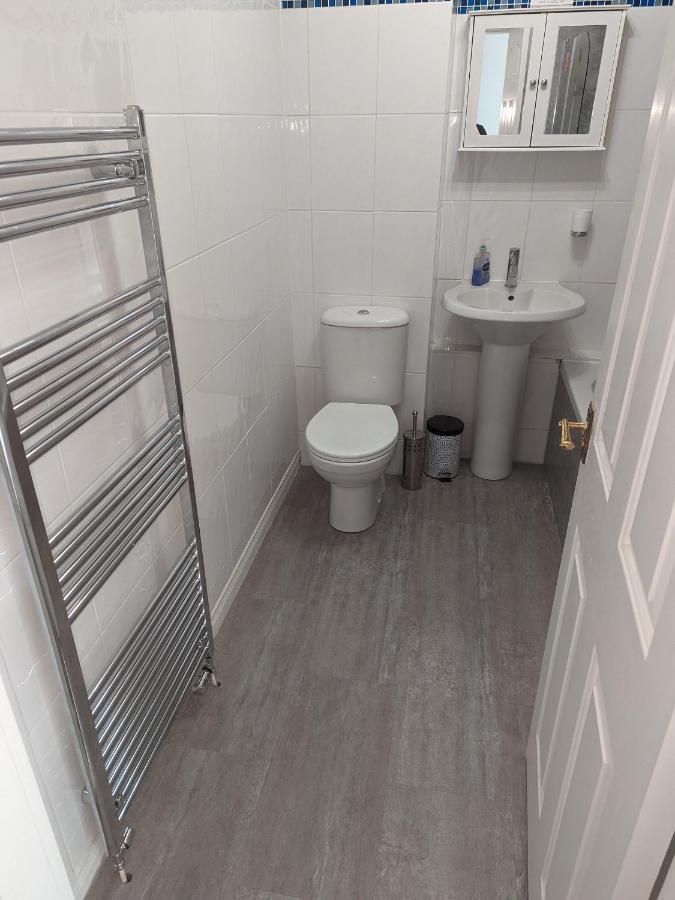 Teith Court Apartment With Private Parking. Stirling Exteriör bild