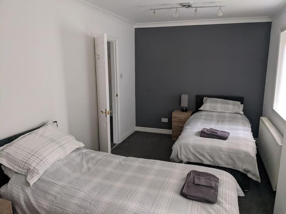 Teith Court Apartment With Private Parking. Stirling Exteriör bild